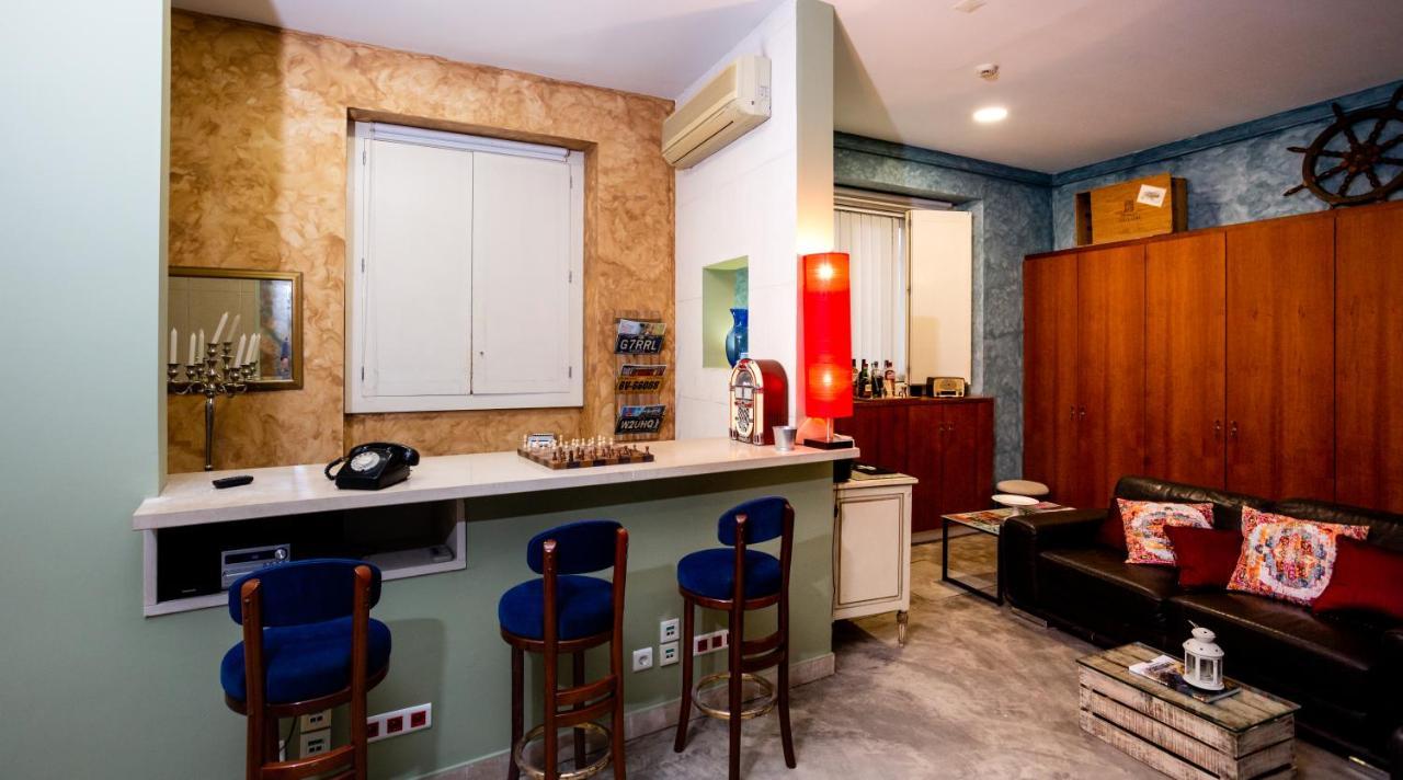 Kais Do Sol Hostel Seixal  Ngoại thất bức ảnh